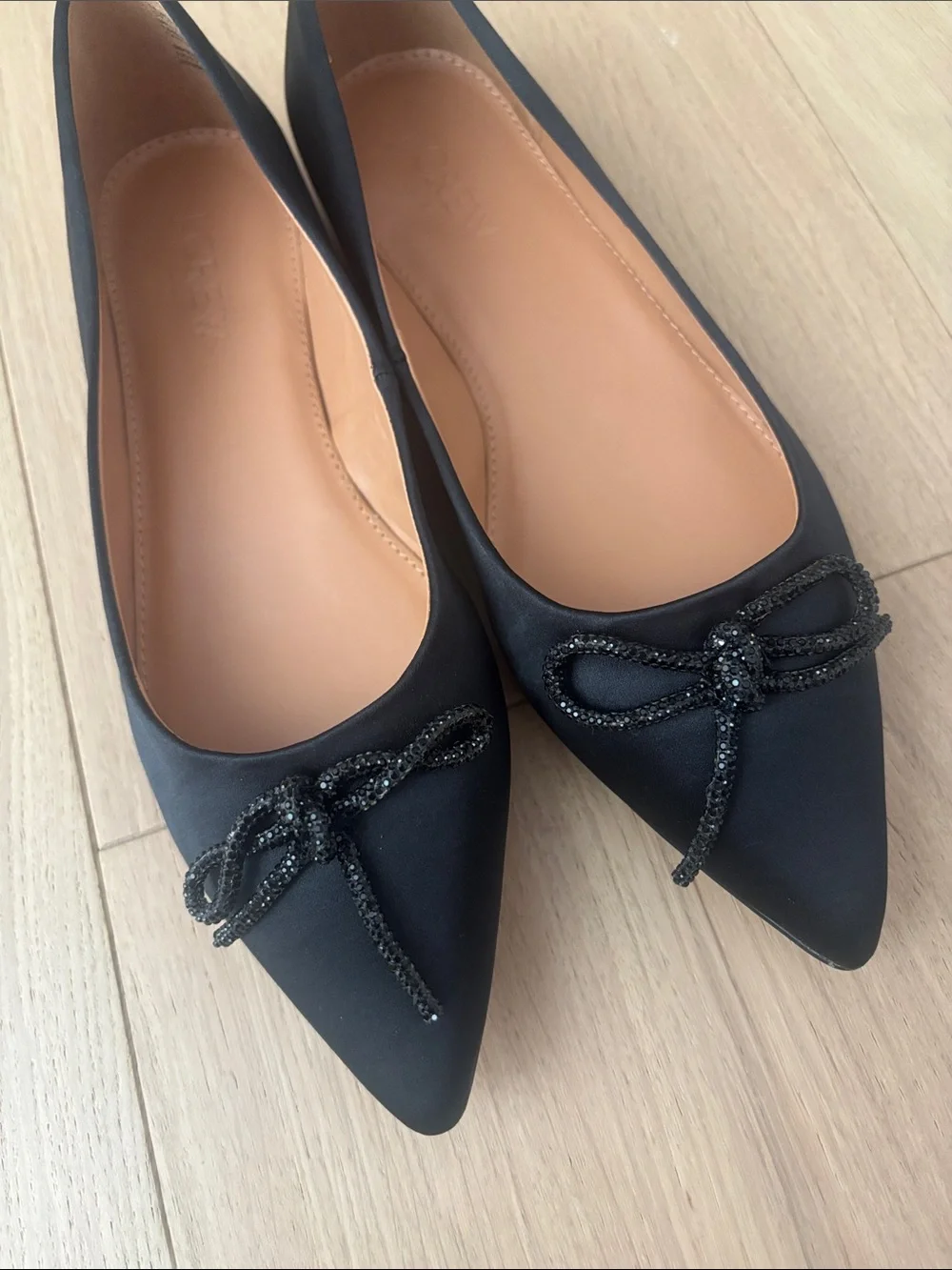 Black Pointed Bow Flats - Women
